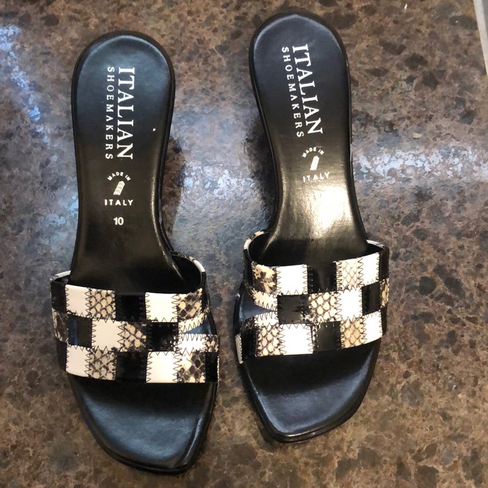 NEW Wedge sandals